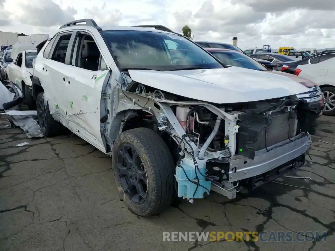 4 Photograph of a damaged car 2T3S1RFVXMW176780 TOYOTA RAV4 2021