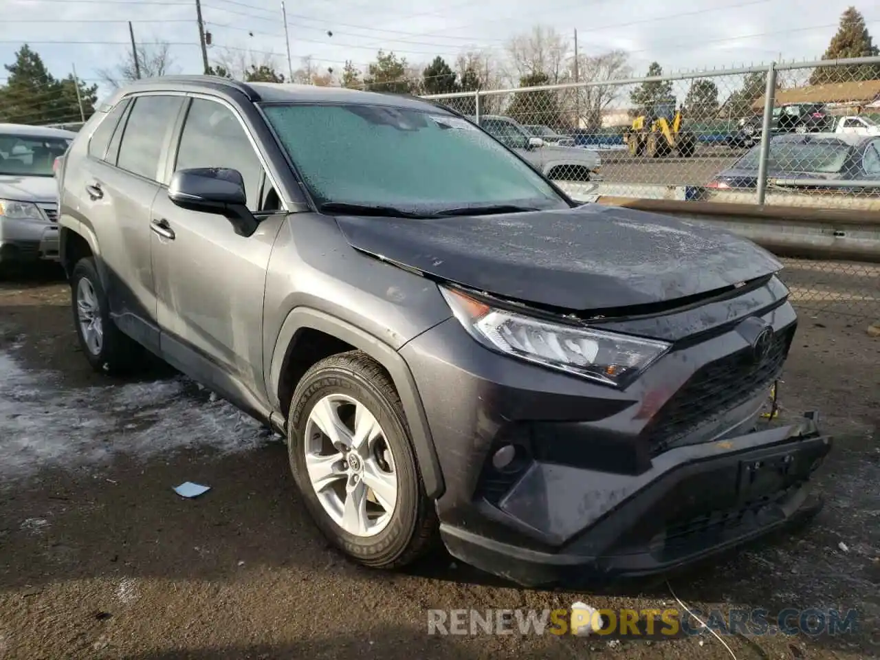 1 Photograph of a damaged car 2T3W1RFV0MC091241 TOYOTA RAV4 2021