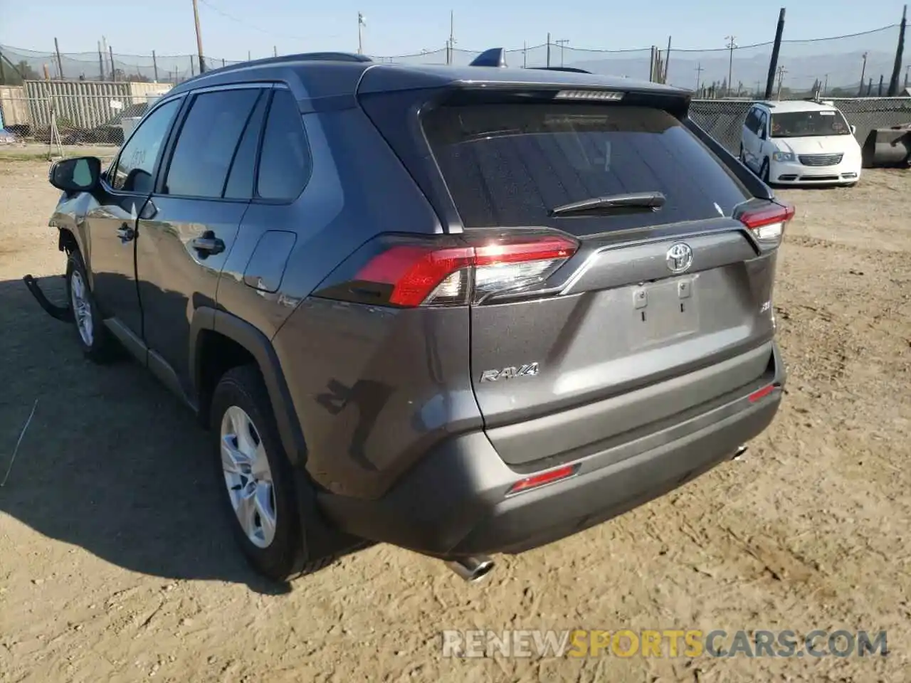 3 Photograph of a damaged car 2T3W1RFV0MC094009 TOYOTA RAV4 2021