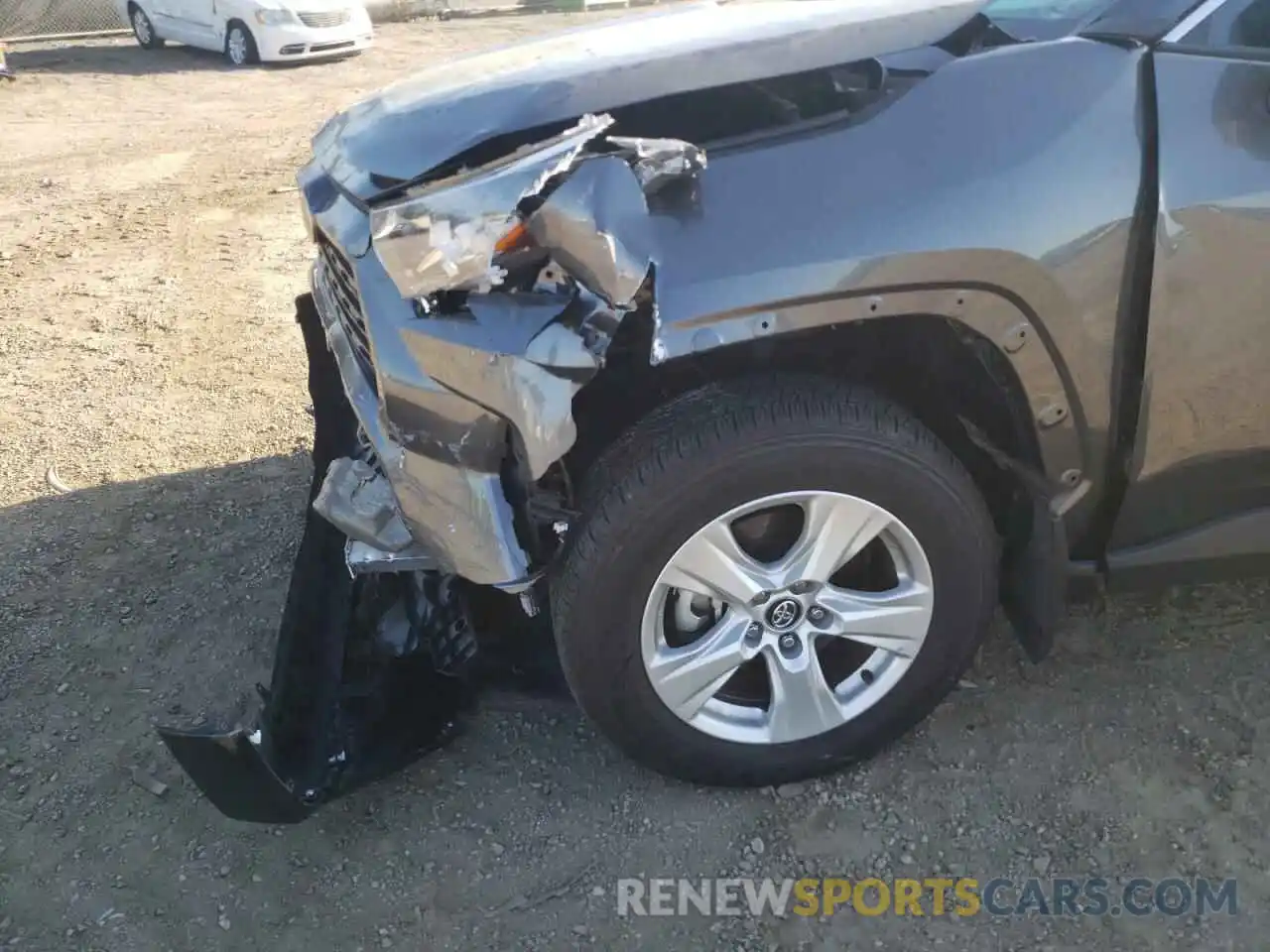 9 Photograph of a damaged car 2T3W1RFV0MC094009 TOYOTA RAV4 2021