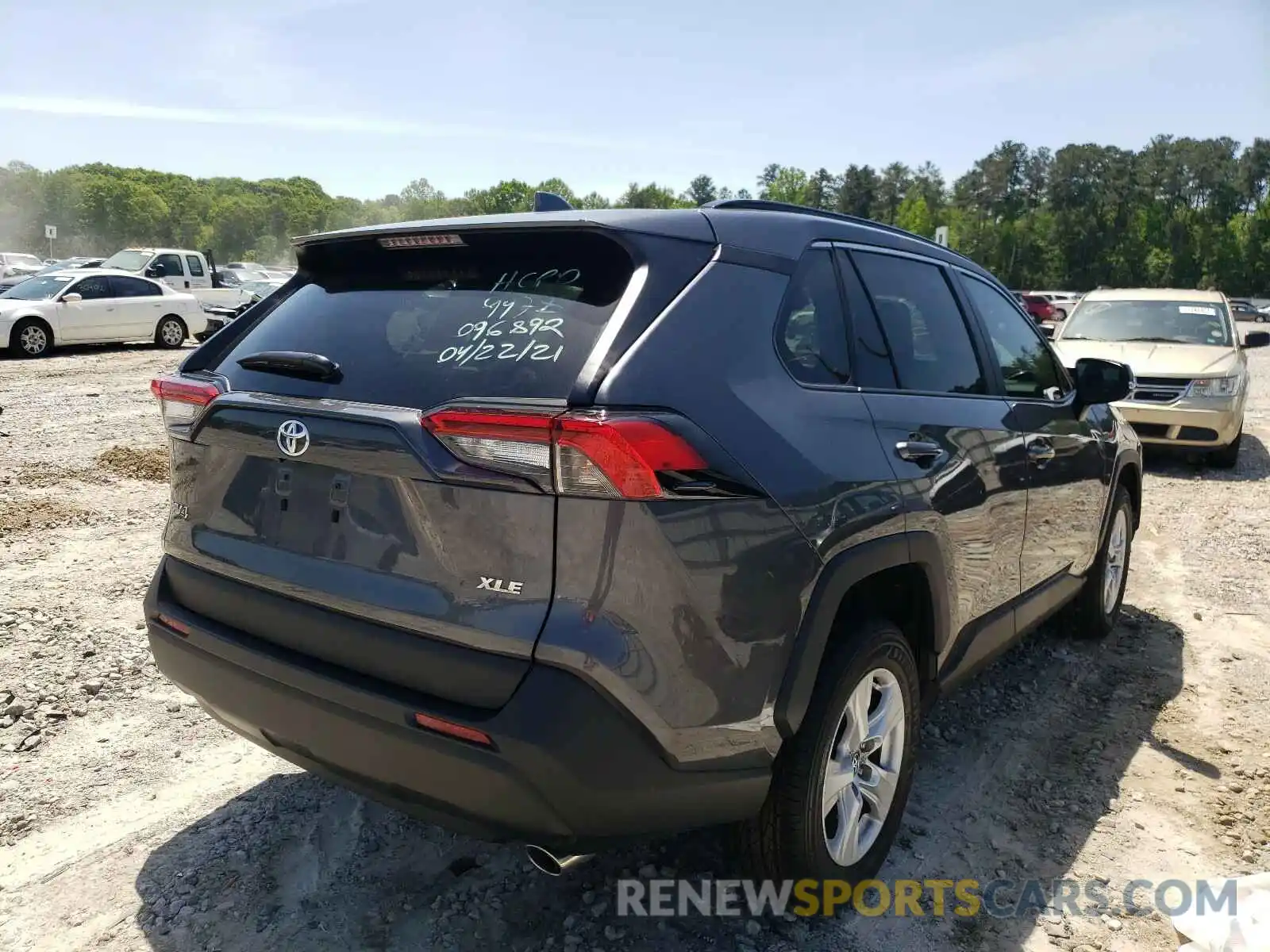 4 Photograph of a damaged car 2T3W1RFV0MC096892 TOYOTA RAV4 2021