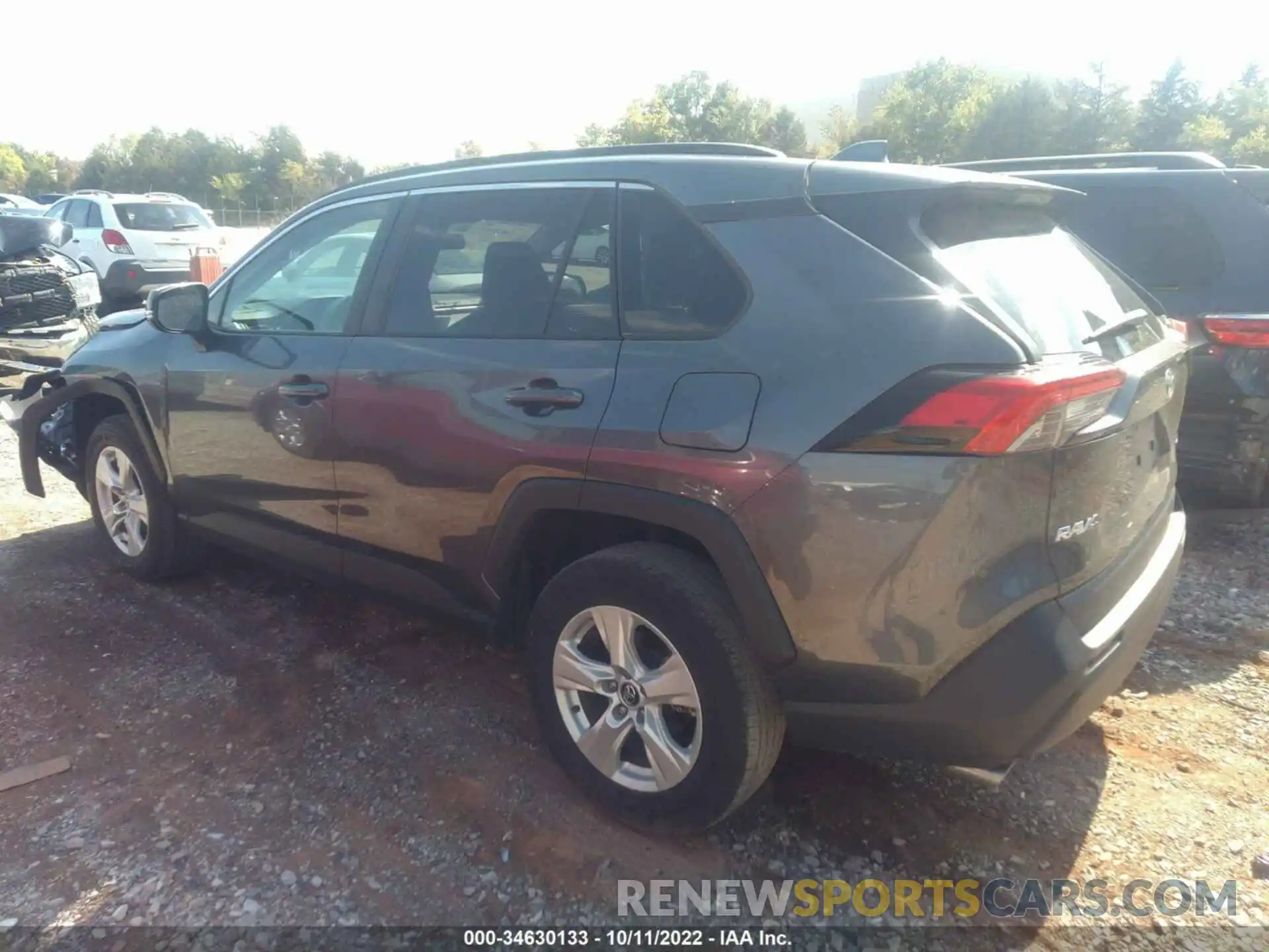 3 Photograph of a damaged car 2T3W1RFV0MC100231 TOYOTA RAV4 2021