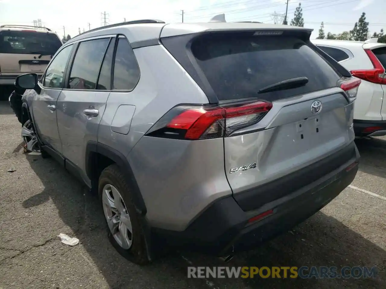 3 Photograph of a damaged car 2T3W1RFV0MC109852 TOYOTA RAV4 2021