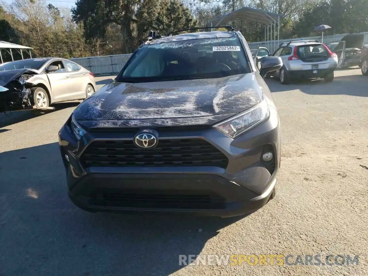 9 Photograph of a damaged car 2T3W1RFV0MC117742 TOYOTA RAV4 2021