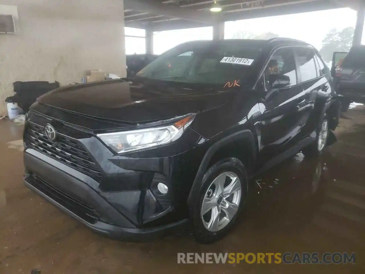 2 Photograph of a damaged car 2T3W1RFV0MC119796 TOYOTA RAV4 2021