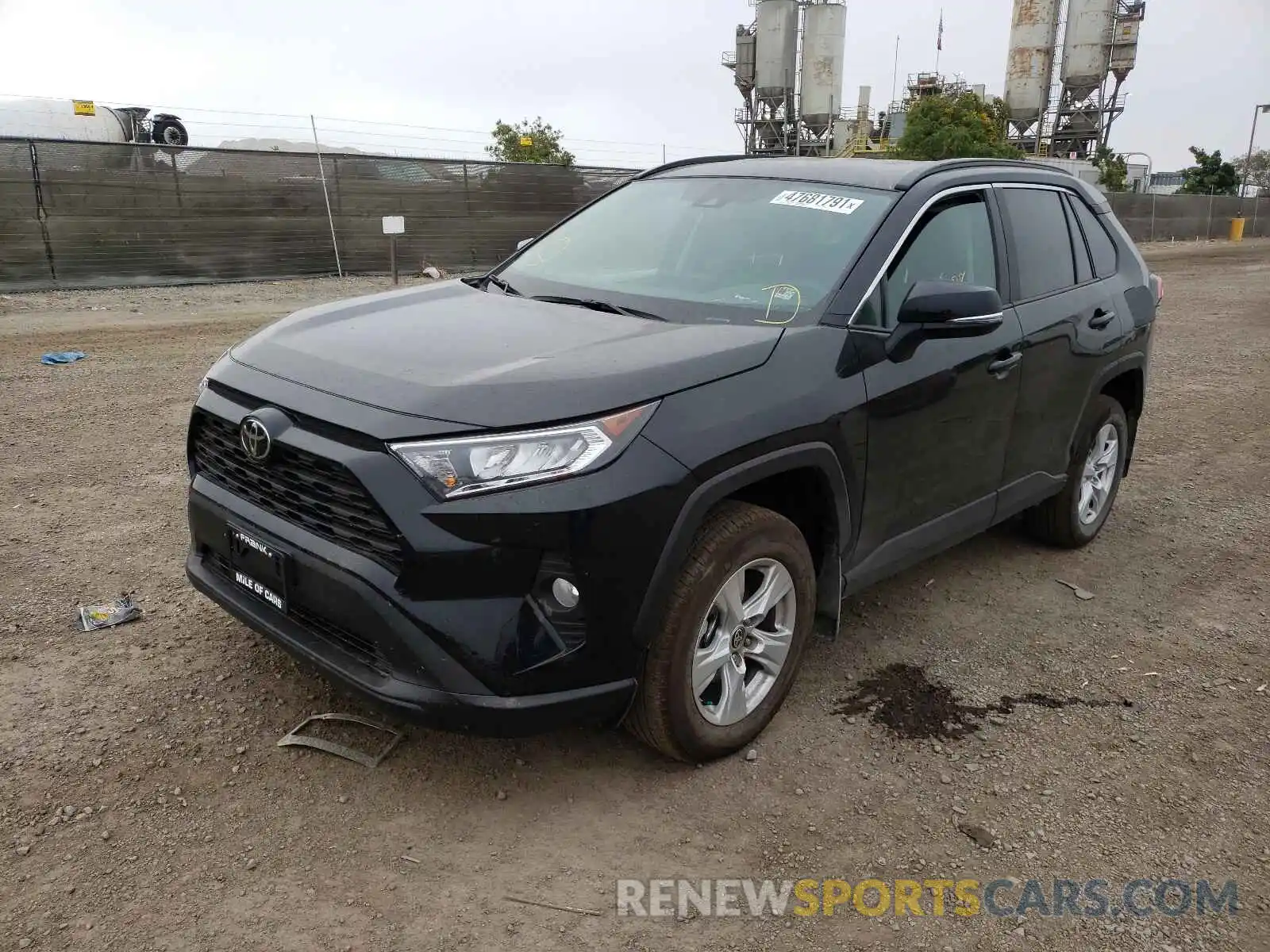 2 Photograph of a damaged car 2T3W1RFV0MC129647 TOYOTA RAV4 2021