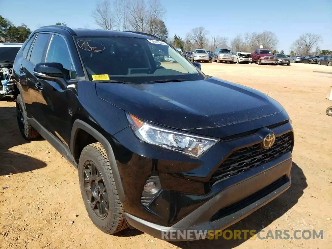 1 Photograph of a damaged car 2T3W1RFV0MC140101 TOYOTA RAV4 2021