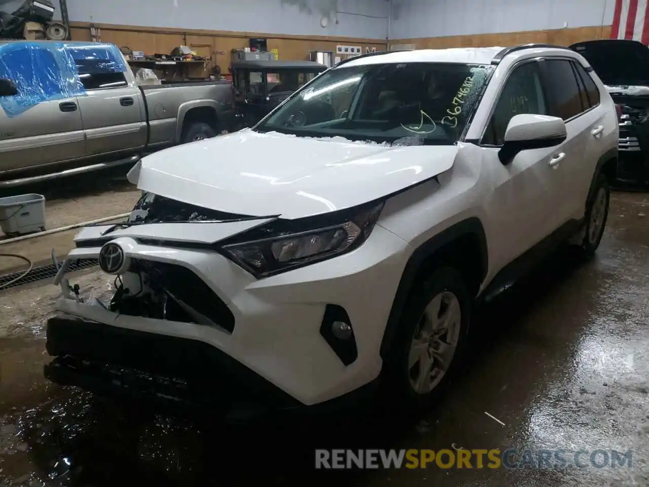 2 Photograph of a damaged car 2T3W1RFV0MC140213 TOYOTA RAV4 2021