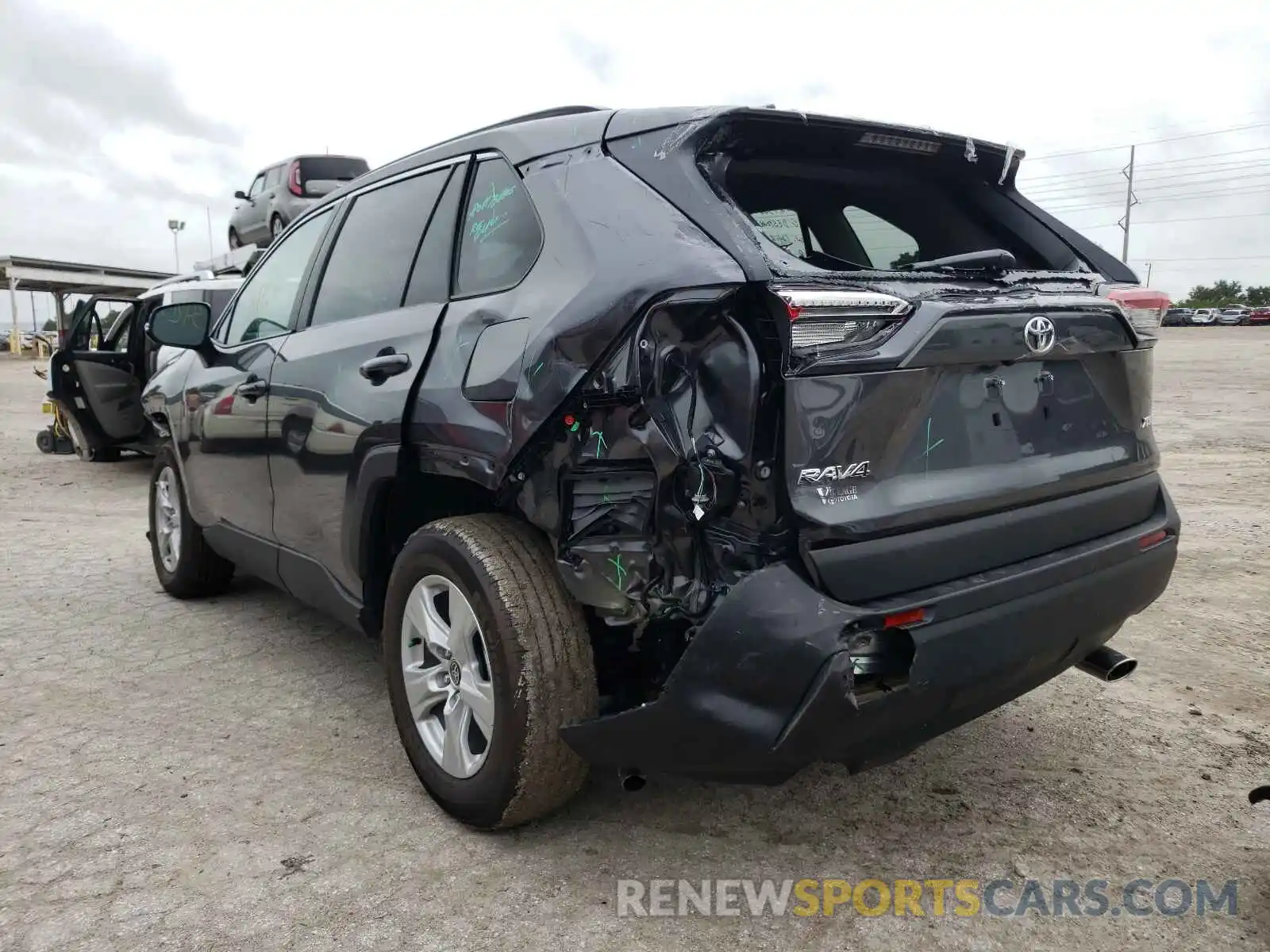 3 Photograph of a damaged car 2T3W1RFV0MC140387 TOYOTA RAV4 2021