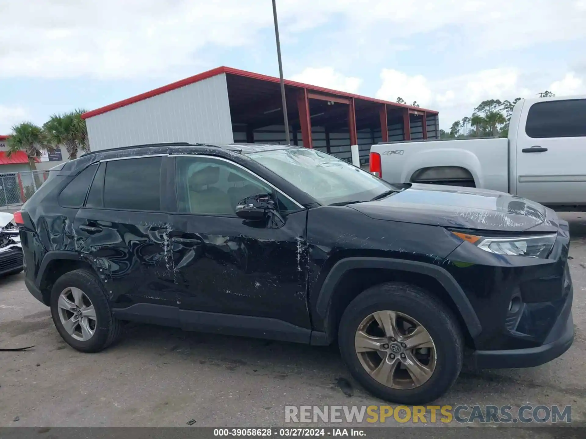 14 Photograph of a damaged car 2T3W1RFV0MC144827 TOYOTA RAV4 2021