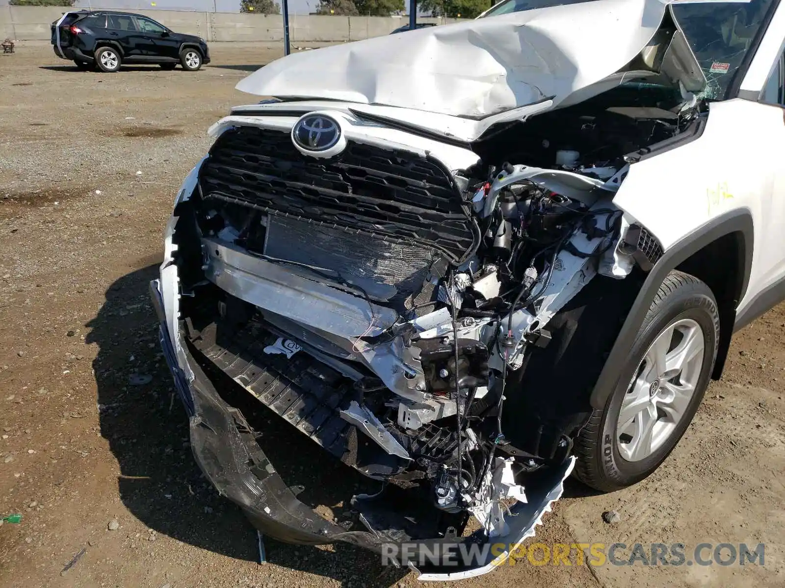 9 Photograph of a damaged car 2T3W1RFV0MC150966 TOYOTA RAV4 2021