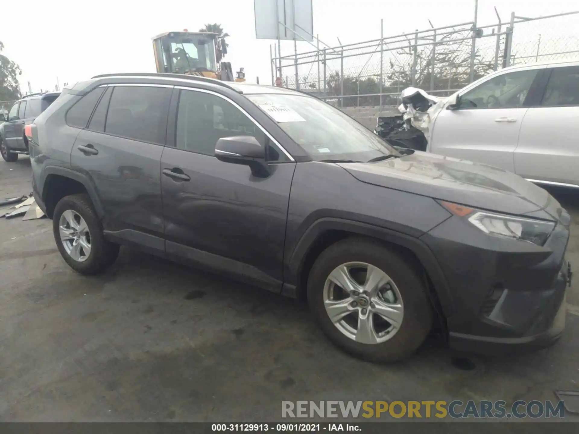 1 Photograph of a damaged car 2T3W1RFV0MC152894 TOYOTA RAV4 2021