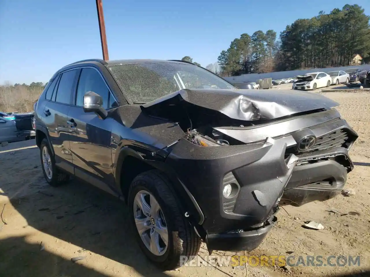 1 Photograph of a damaged car 2T3W1RFV0MC162762 TOYOTA RAV4 2021