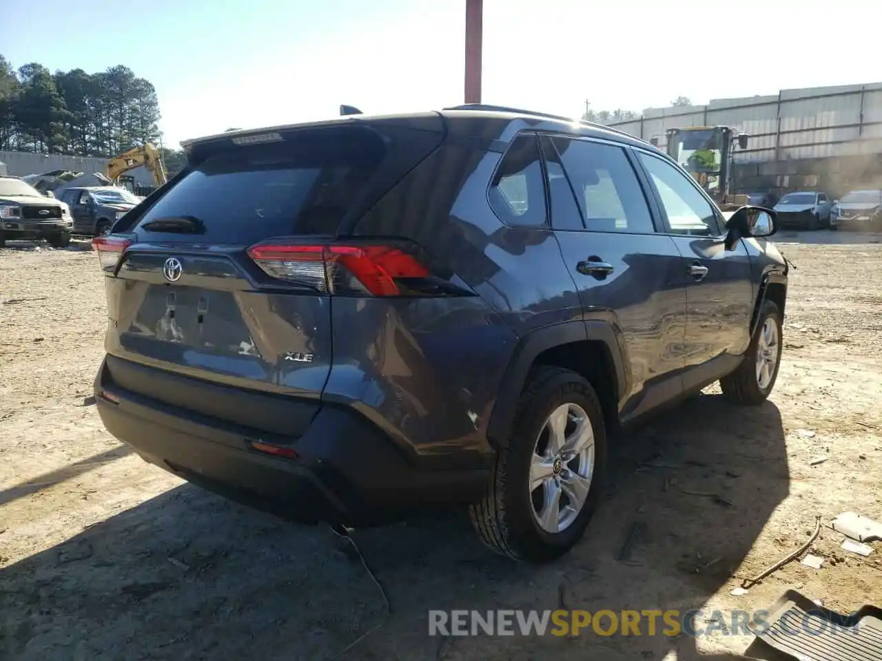 4 Photograph of a damaged car 2T3W1RFV0MC162762 TOYOTA RAV4 2021