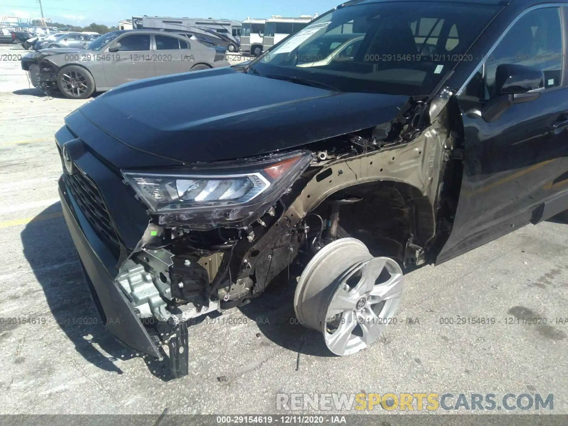 6 Photograph of a damaged car 2T3W1RFV0MW112782 TOYOTA RAV4 2021