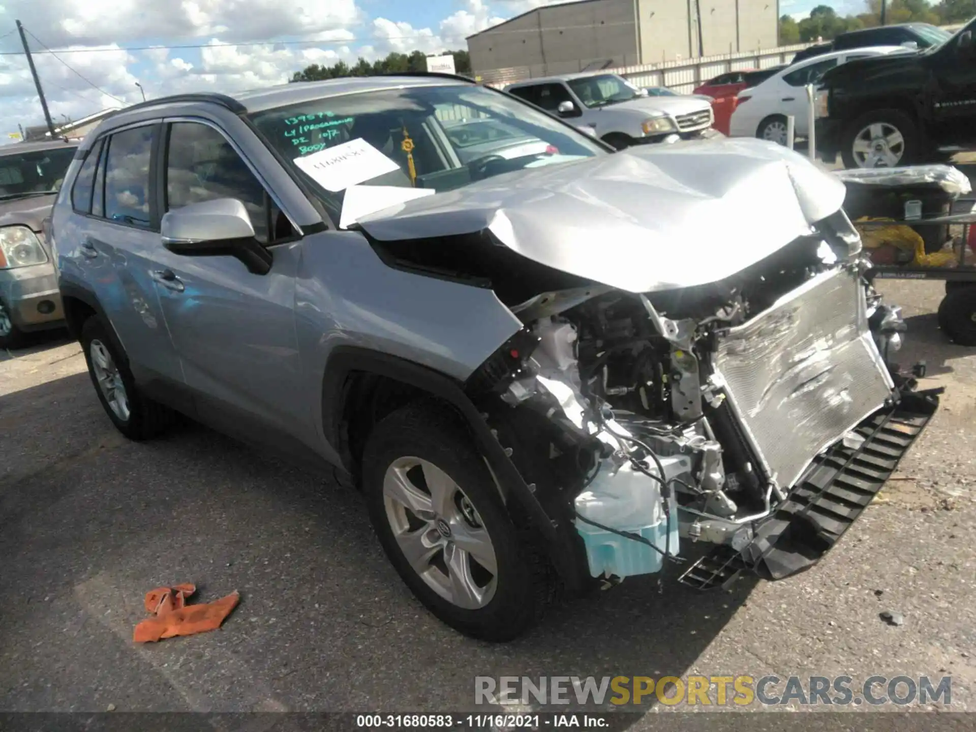 1 Photograph of a damaged car 2T3W1RFV0MW123149 TOYOTA RAV4 2021