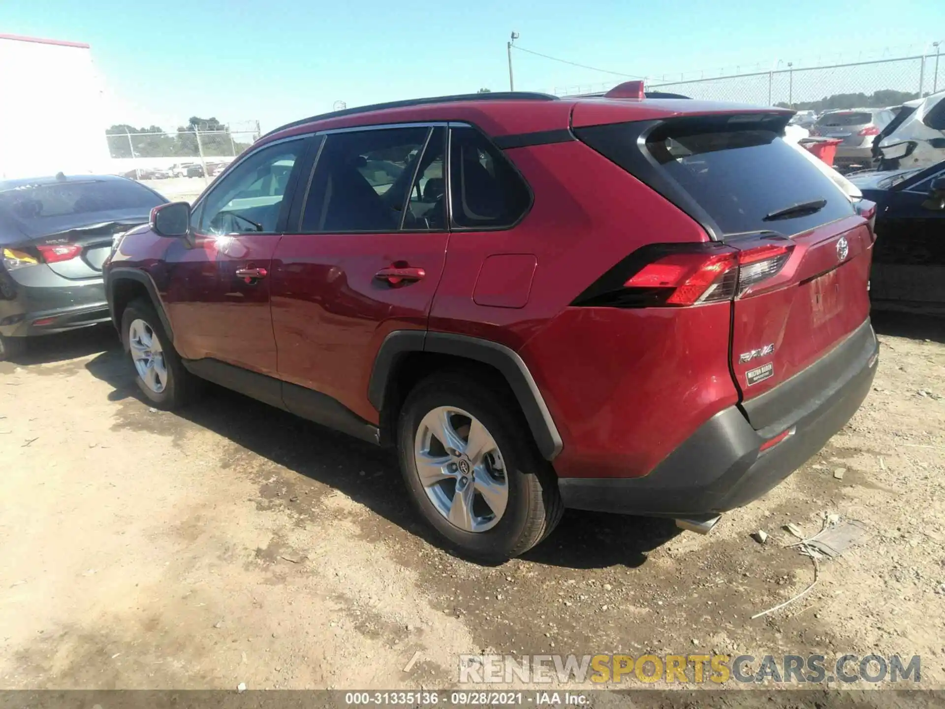 3 Photograph of a damaged car 2T3W1RFV0MW124463 TOYOTA RAV4 2021