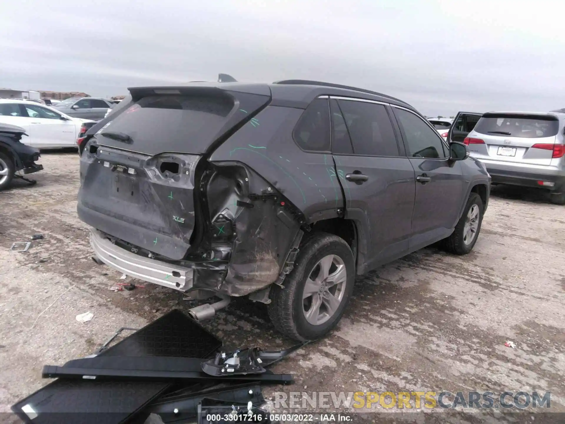 4 Photograph of a damaged car 2T3W1RFV0MW125385 TOYOTA RAV4 2021