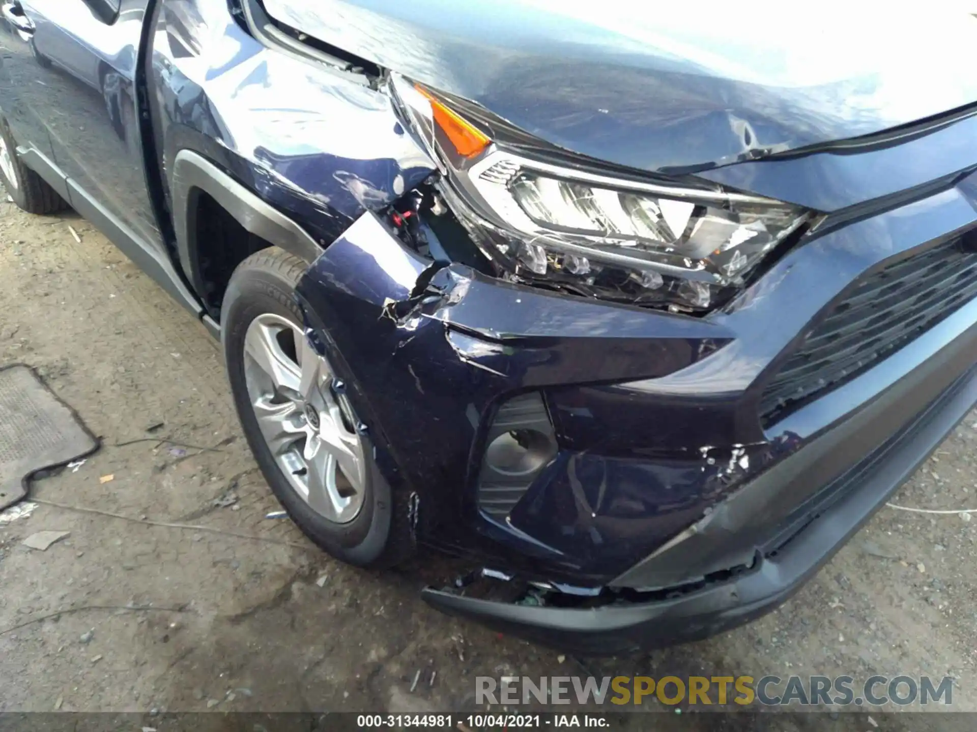 6 Photograph of a damaged car 2T3W1RFV0MW127296 TOYOTA RAV4 2021