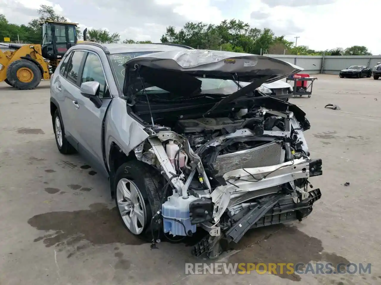 9 Photograph of a damaged car 2T3W1RFV0MW134278 TOYOTA RAV4 2021