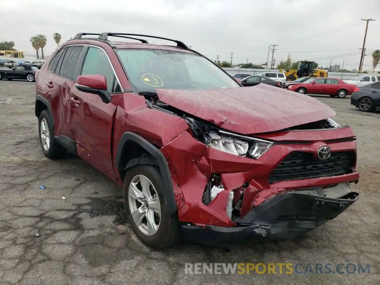 1 Photograph of a damaged car 2T3W1RFV0MW135284 TOYOTA RAV4 2021