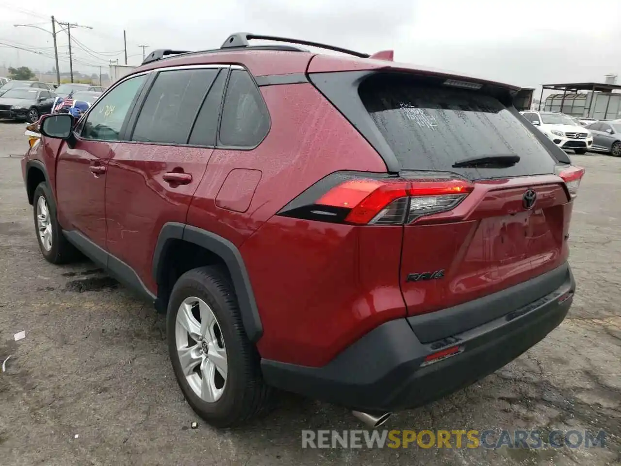 3 Photograph of a damaged car 2T3W1RFV0MW135284 TOYOTA RAV4 2021