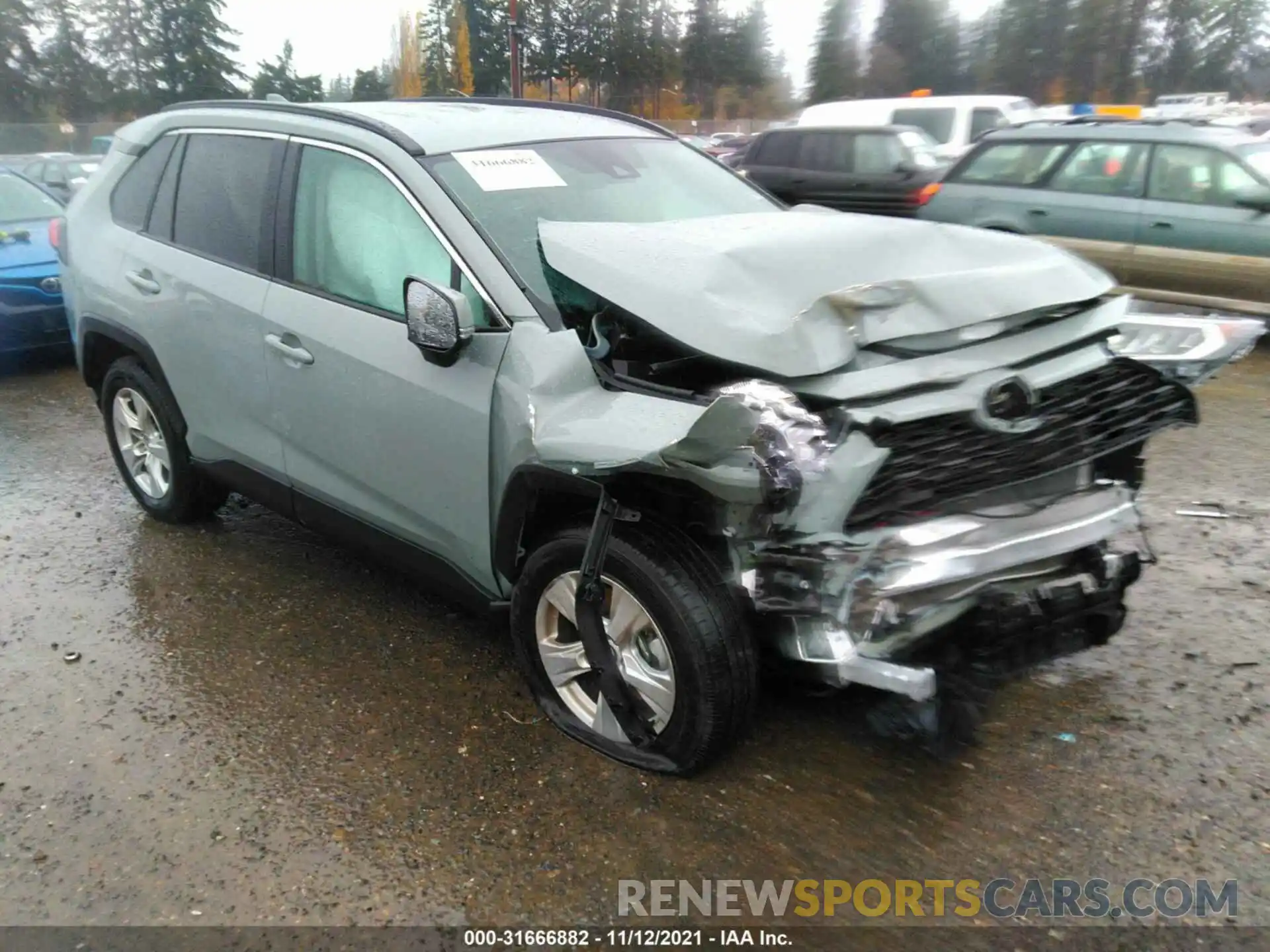 1 Photograph of a damaged car 2T3W1RFV0MW138220 TOYOTA RAV4 2021