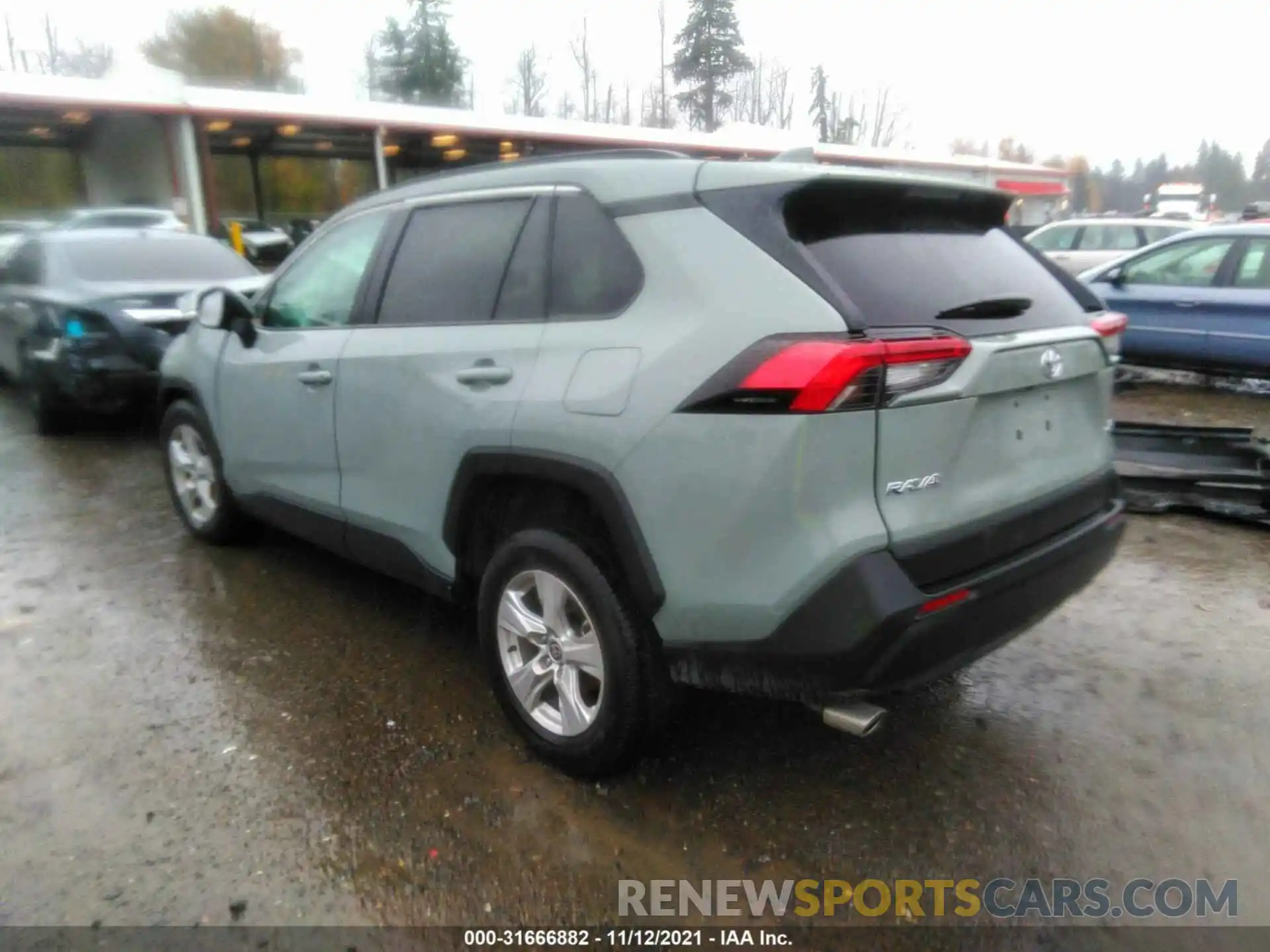 3 Photograph of a damaged car 2T3W1RFV0MW138220 TOYOTA RAV4 2021