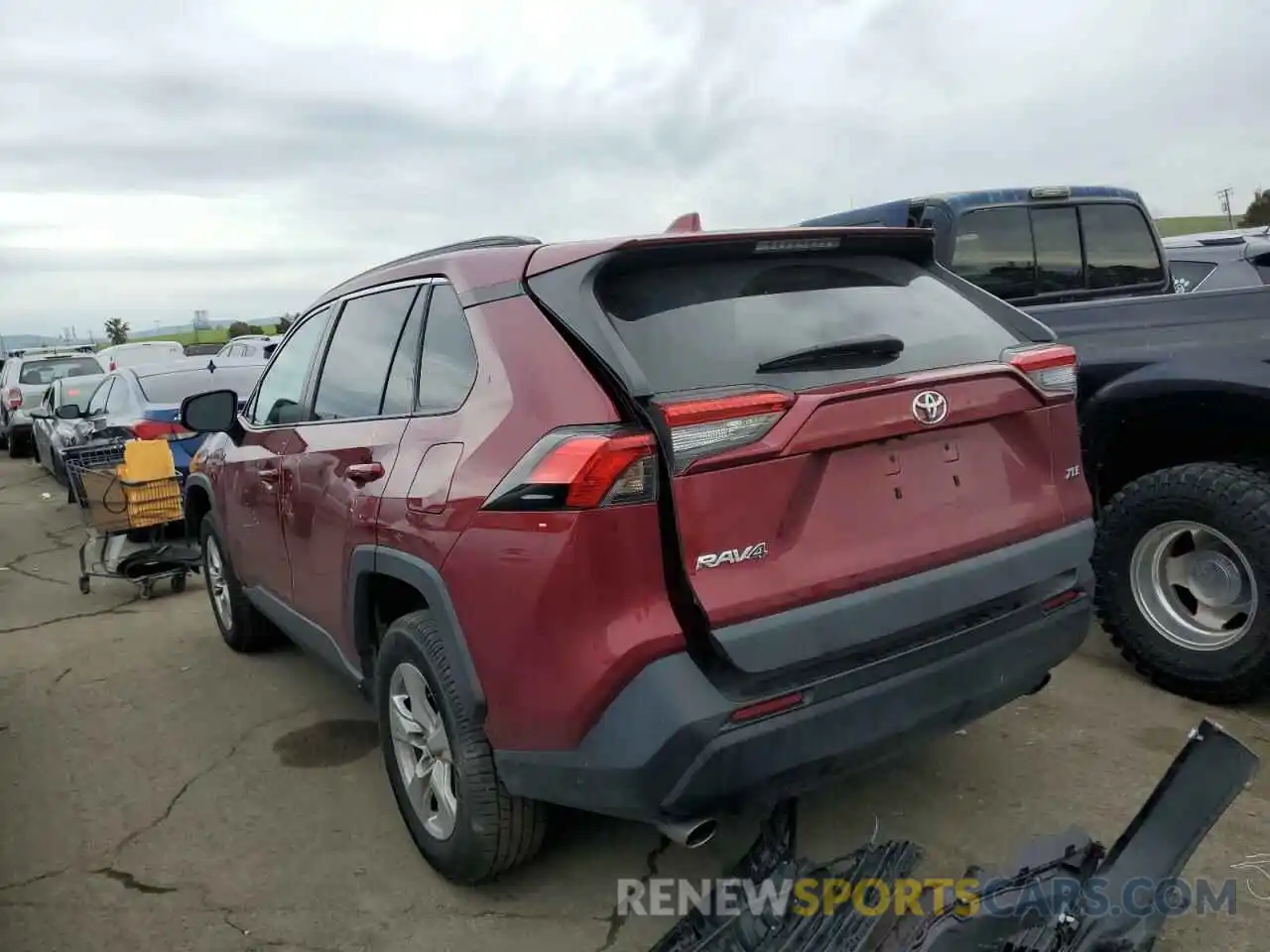 2 Photograph of a damaged car 2T3W1RFV0MW144843 TOYOTA RAV4 2021