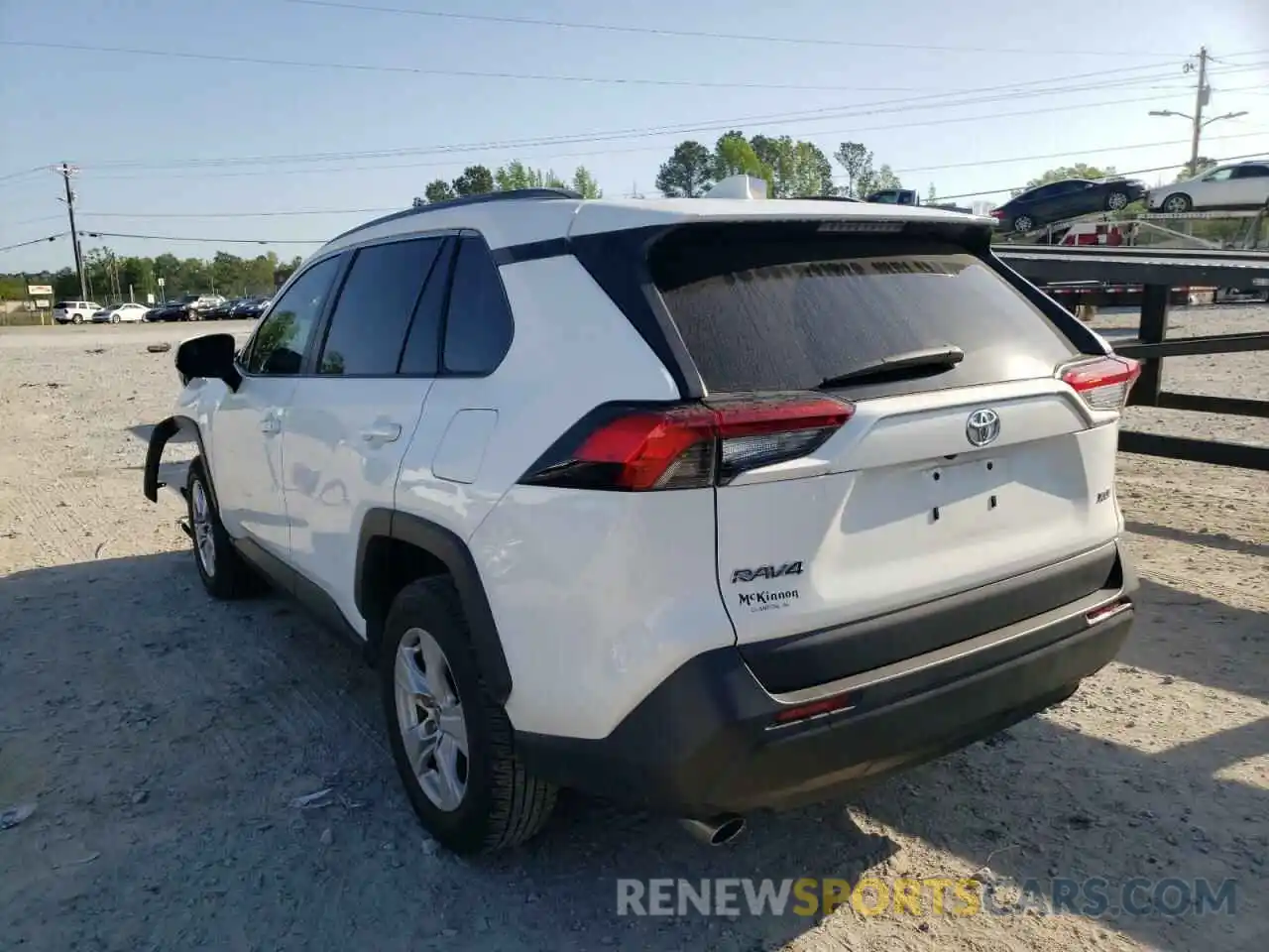 3 Photograph of a damaged car 2T3W1RFV0MW145037 TOYOTA RAV4 2021