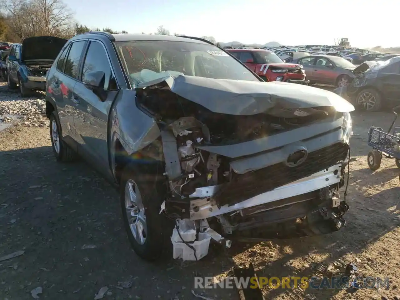 1 Photograph of a damaged car 2T3W1RFV0MW151503 TOYOTA RAV4 2021