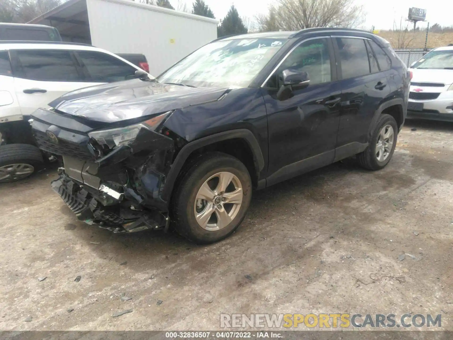 2 Photograph of a damaged car 2T3W1RFV0MW154739 TOYOTA RAV4 2021