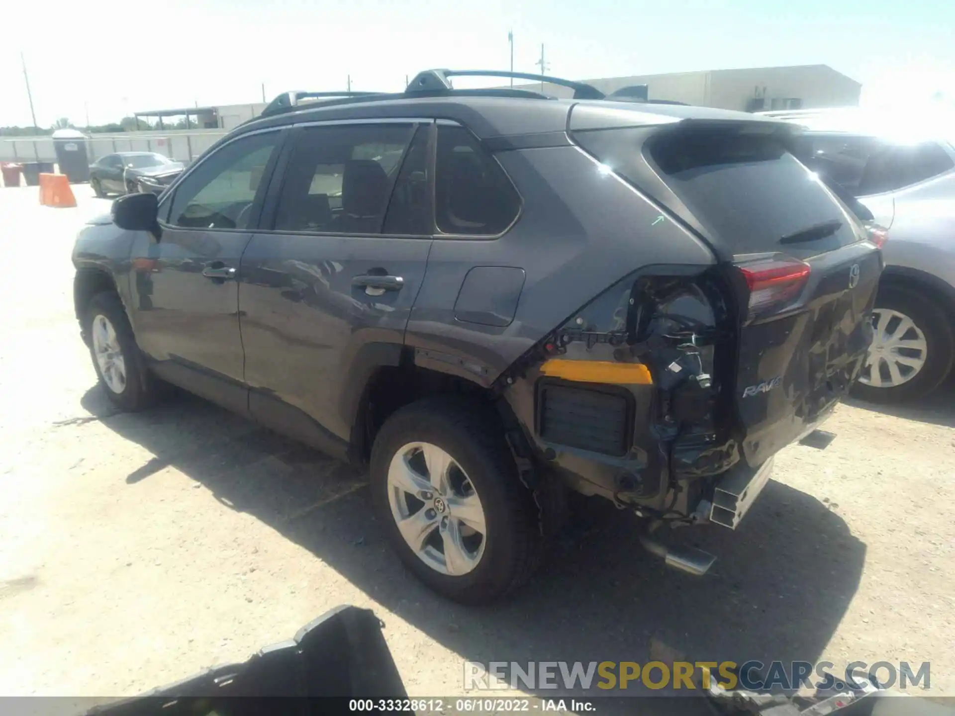 3 Photograph of a damaged car 2T3W1RFV0MW177082 TOYOTA RAV4 2021