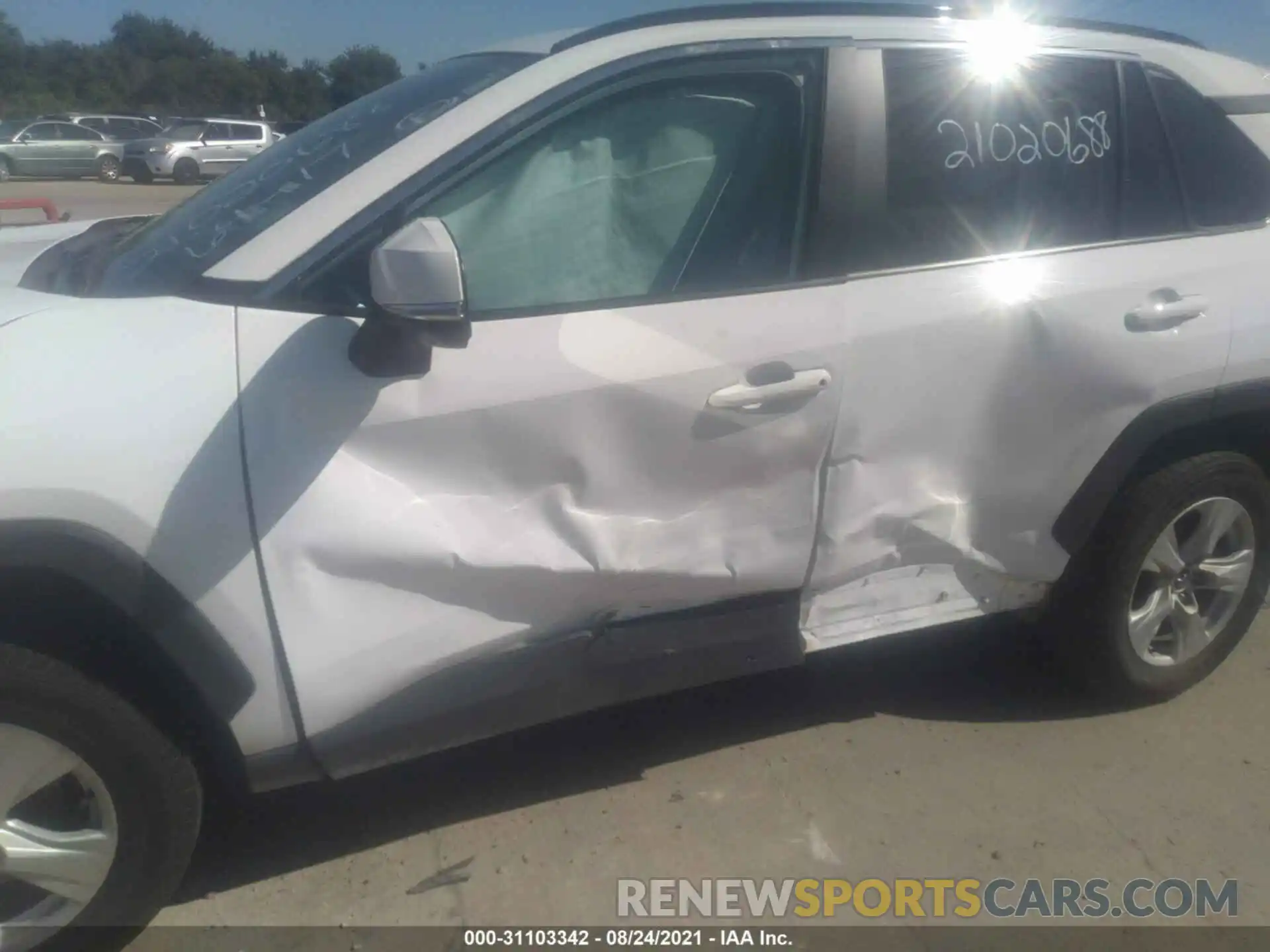 6 Photograph of a damaged car 2T3W1RFV1MC088641 TOYOTA RAV4 2021