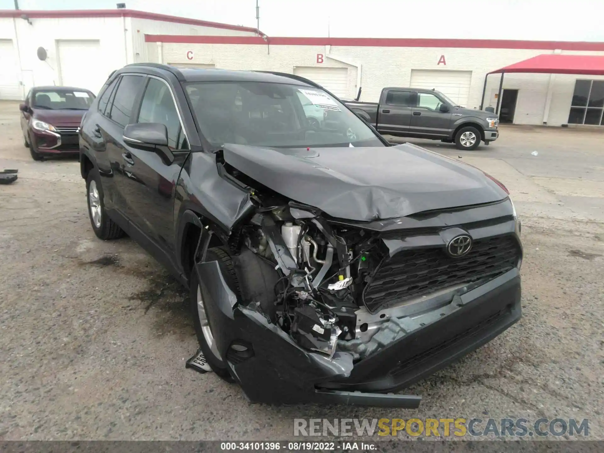 1 Photograph of a damaged car 2T3W1RFV1MC095458 TOYOTA RAV4 2021