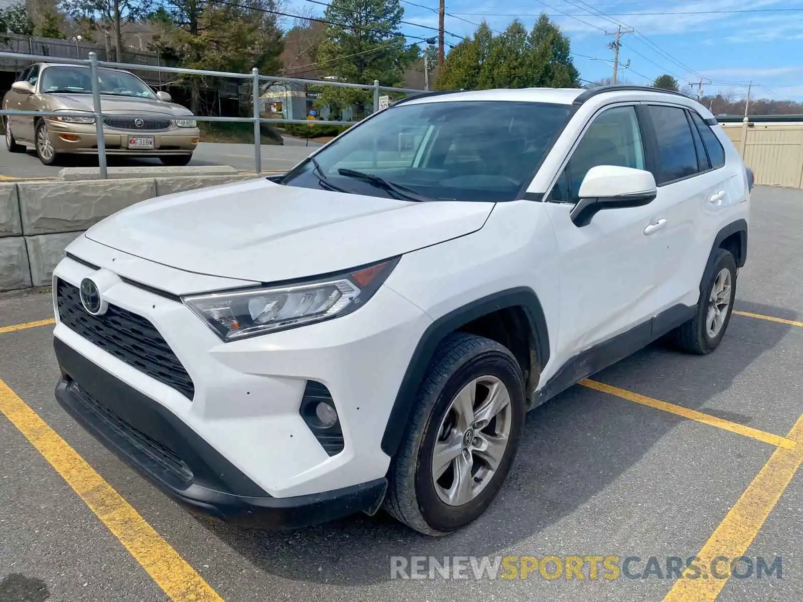 2 Photograph of a damaged car 2T3W1RFV1MC096660 TOYOTA RAV4 2021