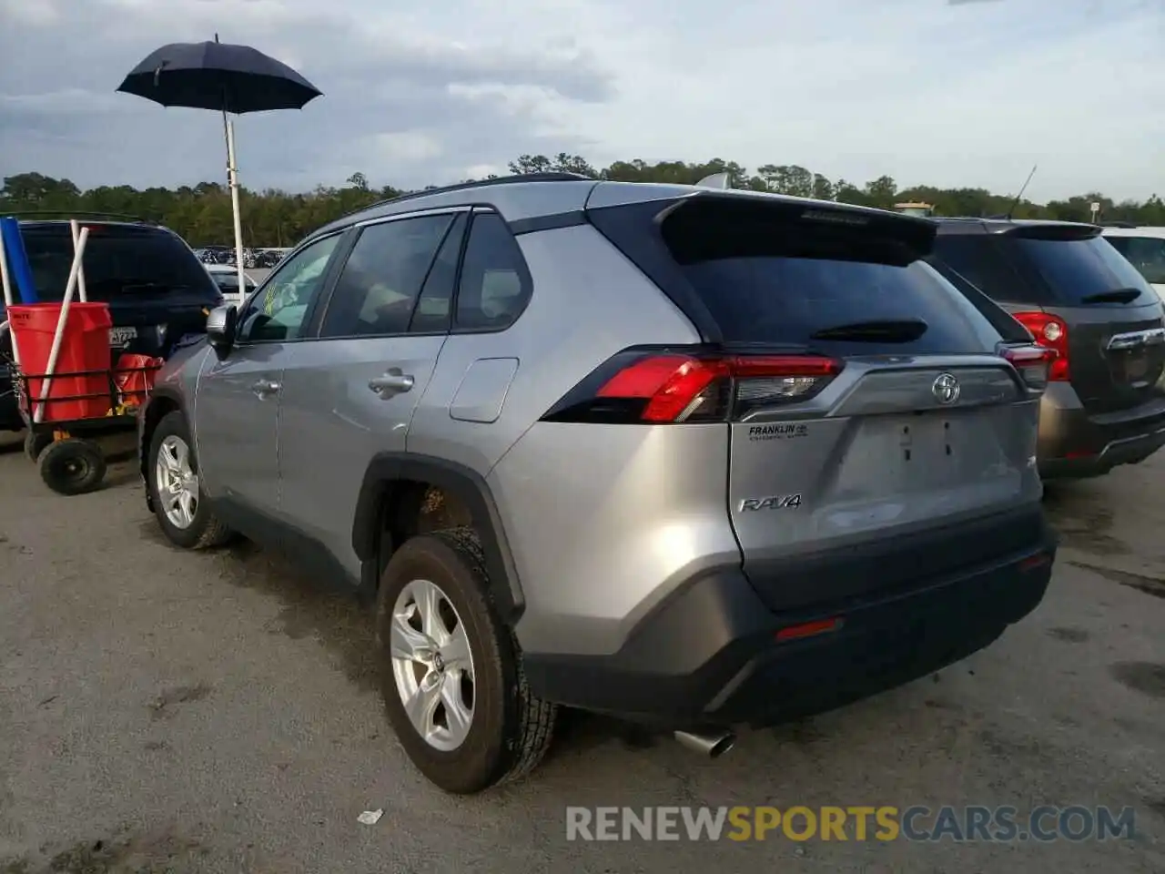 3 Photograph of a damaged car 2T3W1RFV1MC097453 TOYOTA RAV4 2021