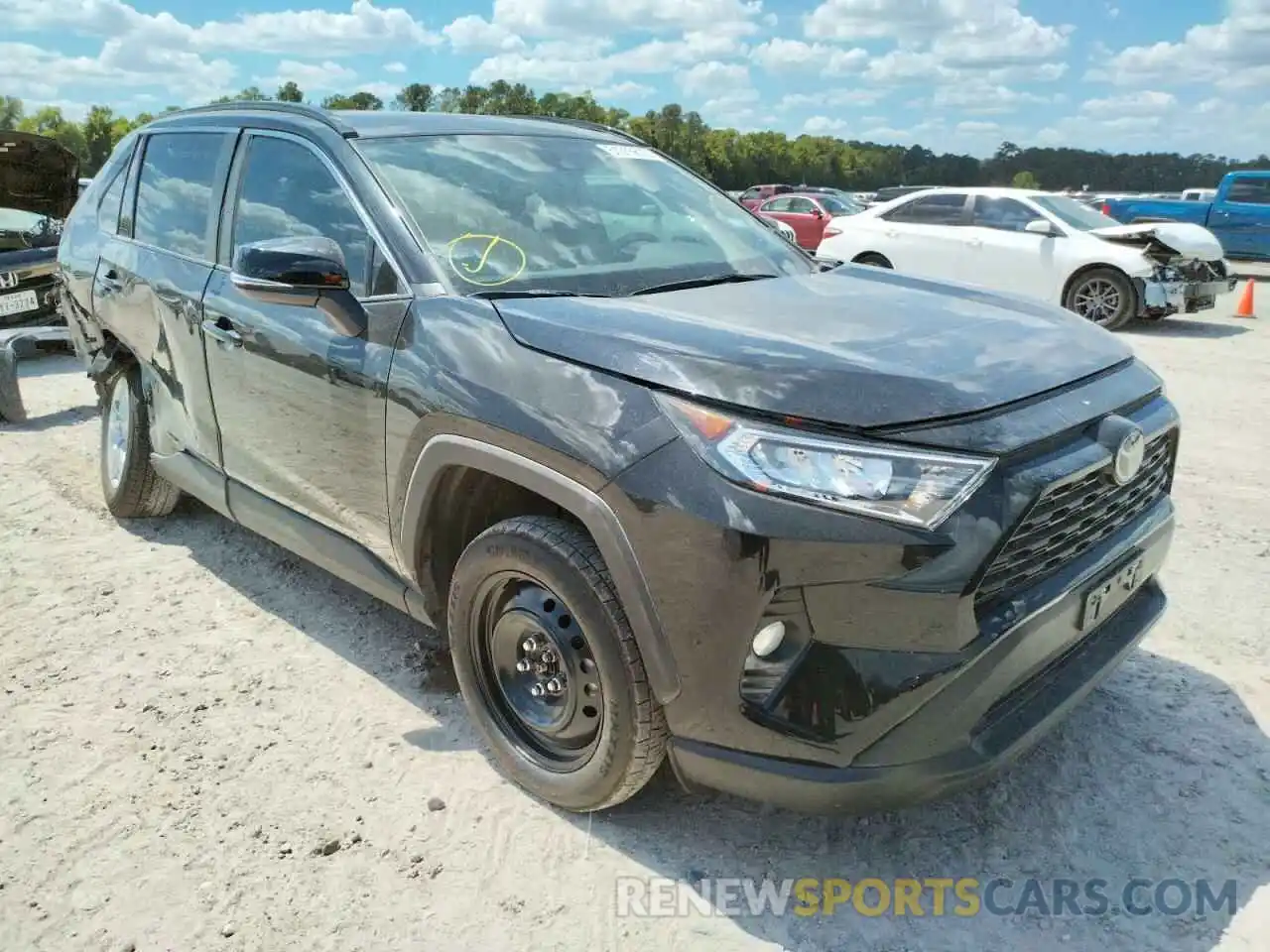 1 Photograph of a damaged car 2T3W1RFV1MC104773 TOYOTA RAV4 2021