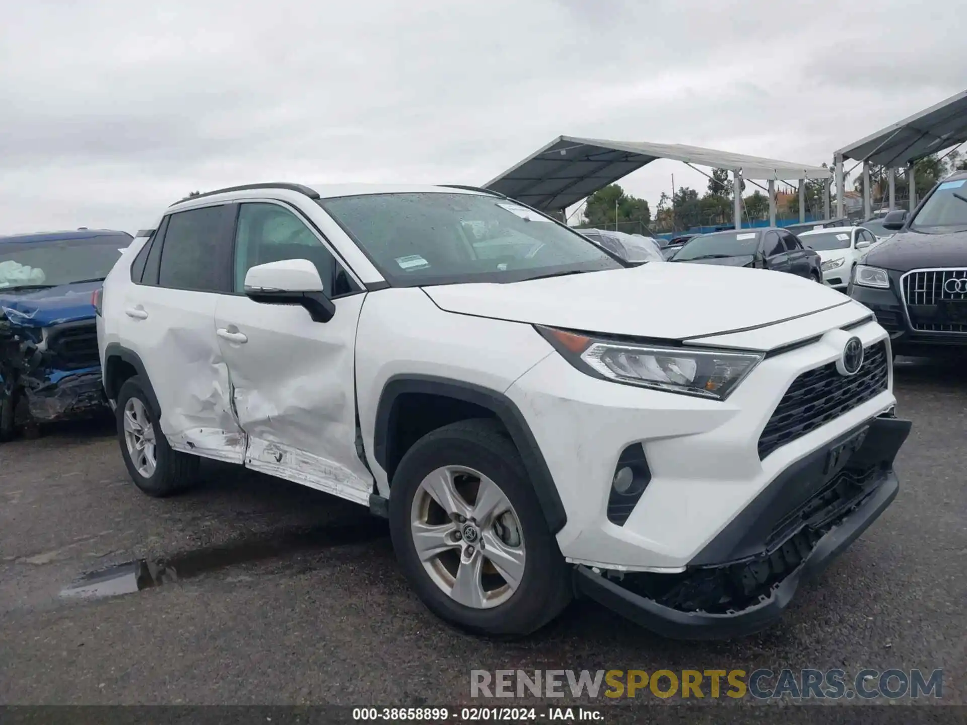 1 Photograph of a damaged car 2T3W1RFV1MC112954 TOYOTA RAV4 2021