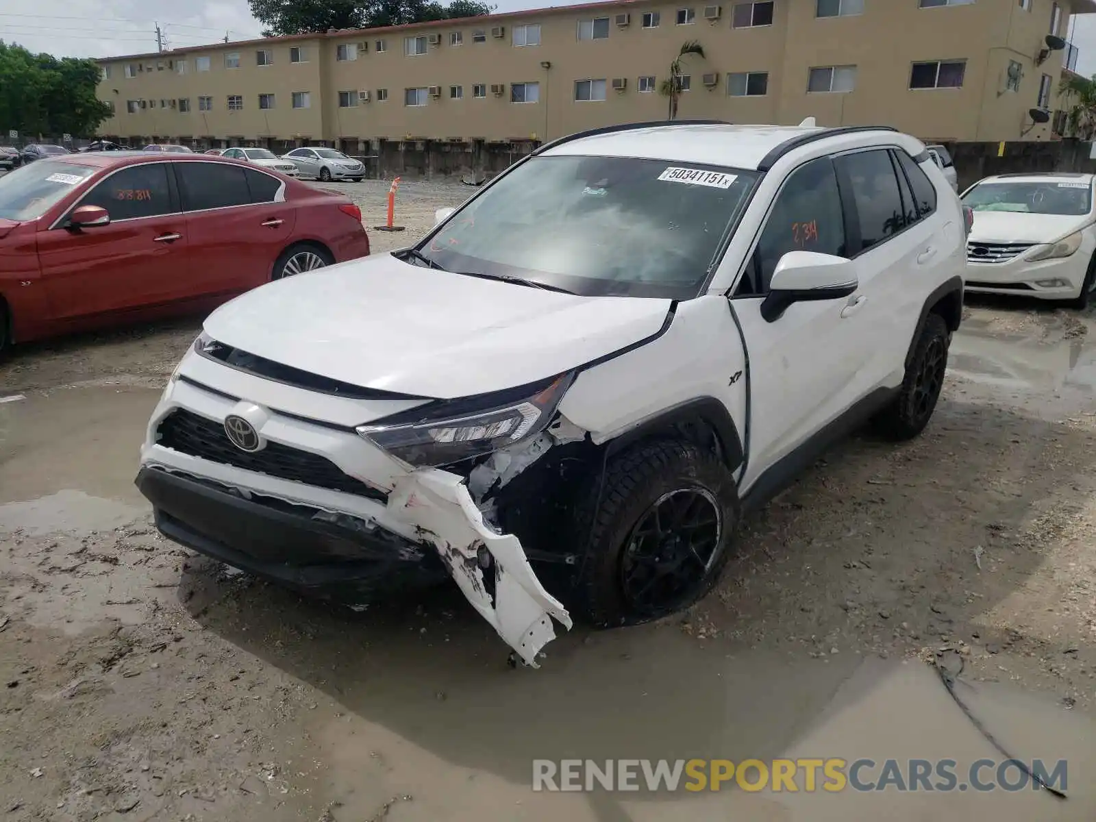 2 Photograph of a damaged car 2T3W1RFV1MC117037 TOYOTA RAV4 2021