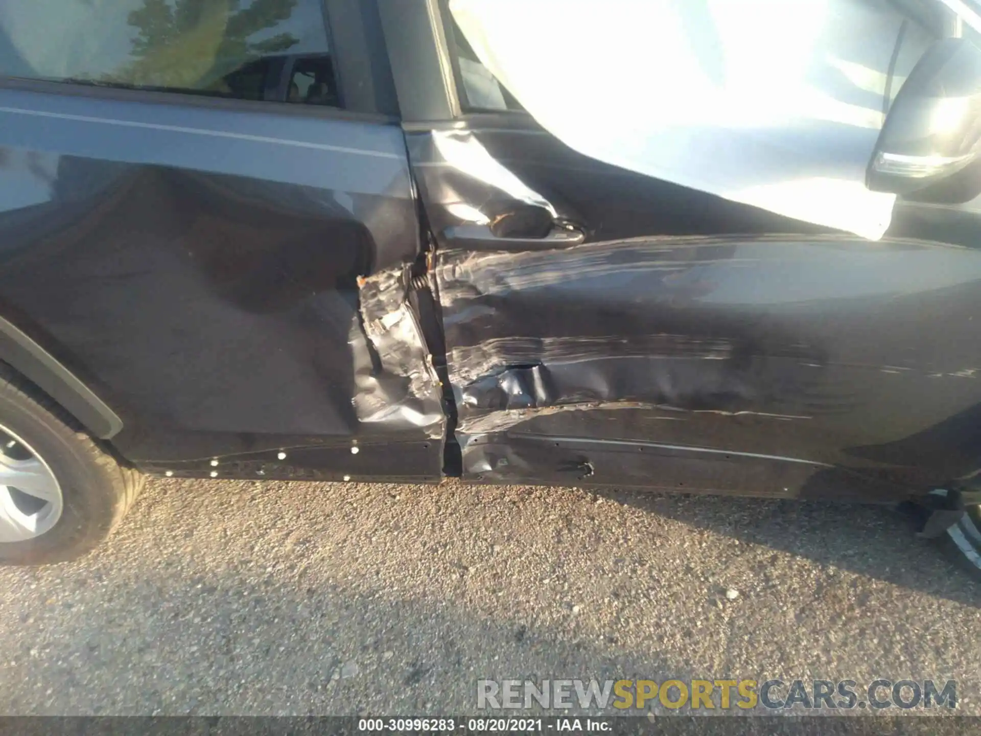 6 Photograph of a damaged car 2T3W1RFV1MC121993 TOYOTA RAV4 2021