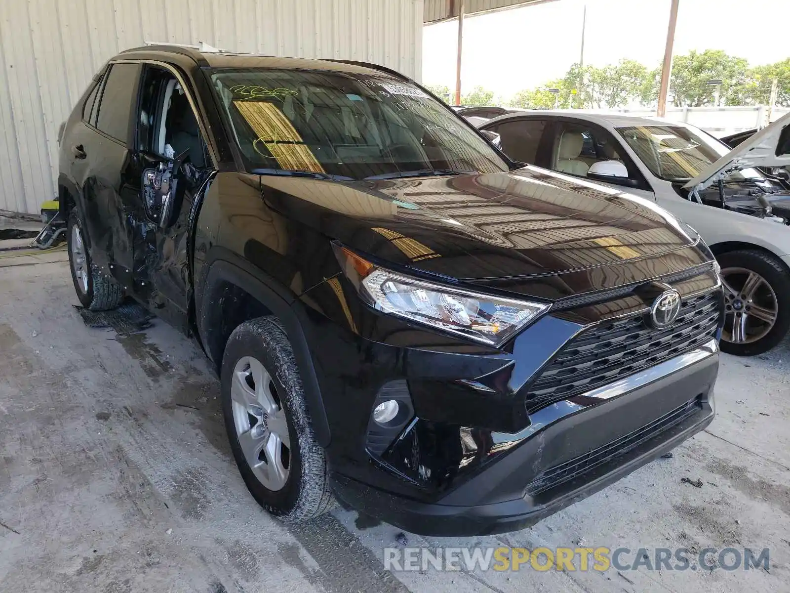 1 Photograph of a damaged car 2T3W1RFV1MC123274 TOYOTA RAV4 2021