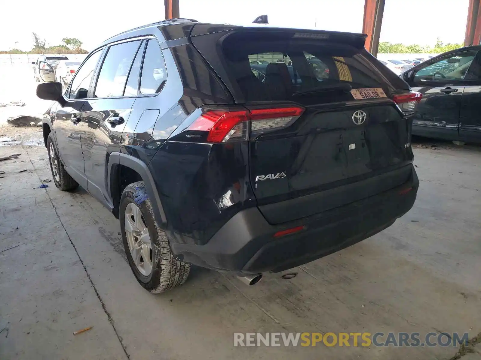 3 Photograph of a damaged car 2T3W1RFV1MC123274 TOYOTA RAV4 2021