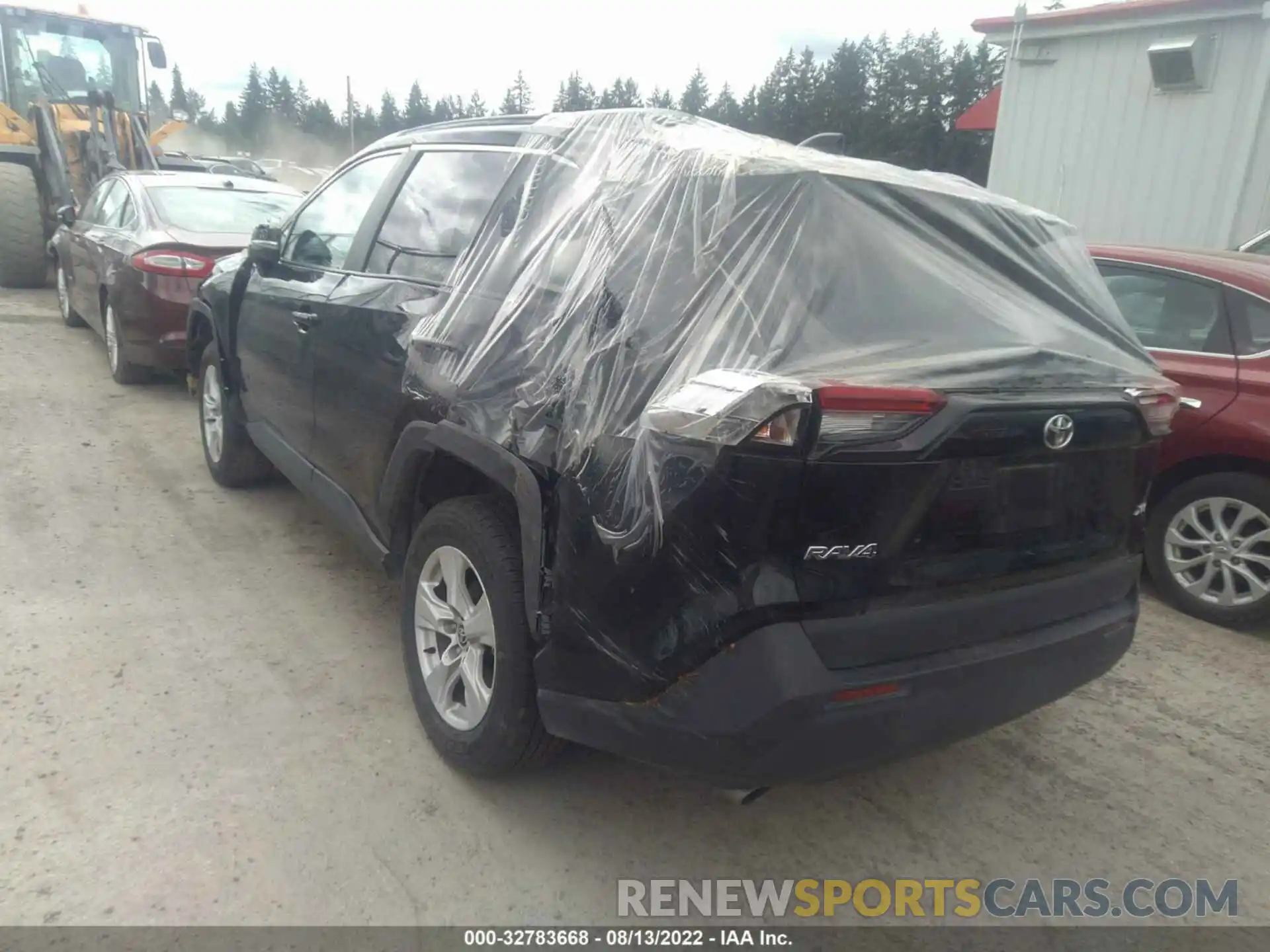 3 Photograph of a damaged car 2T3W1RFV1MC126997 TOYOTA RAV4 2021