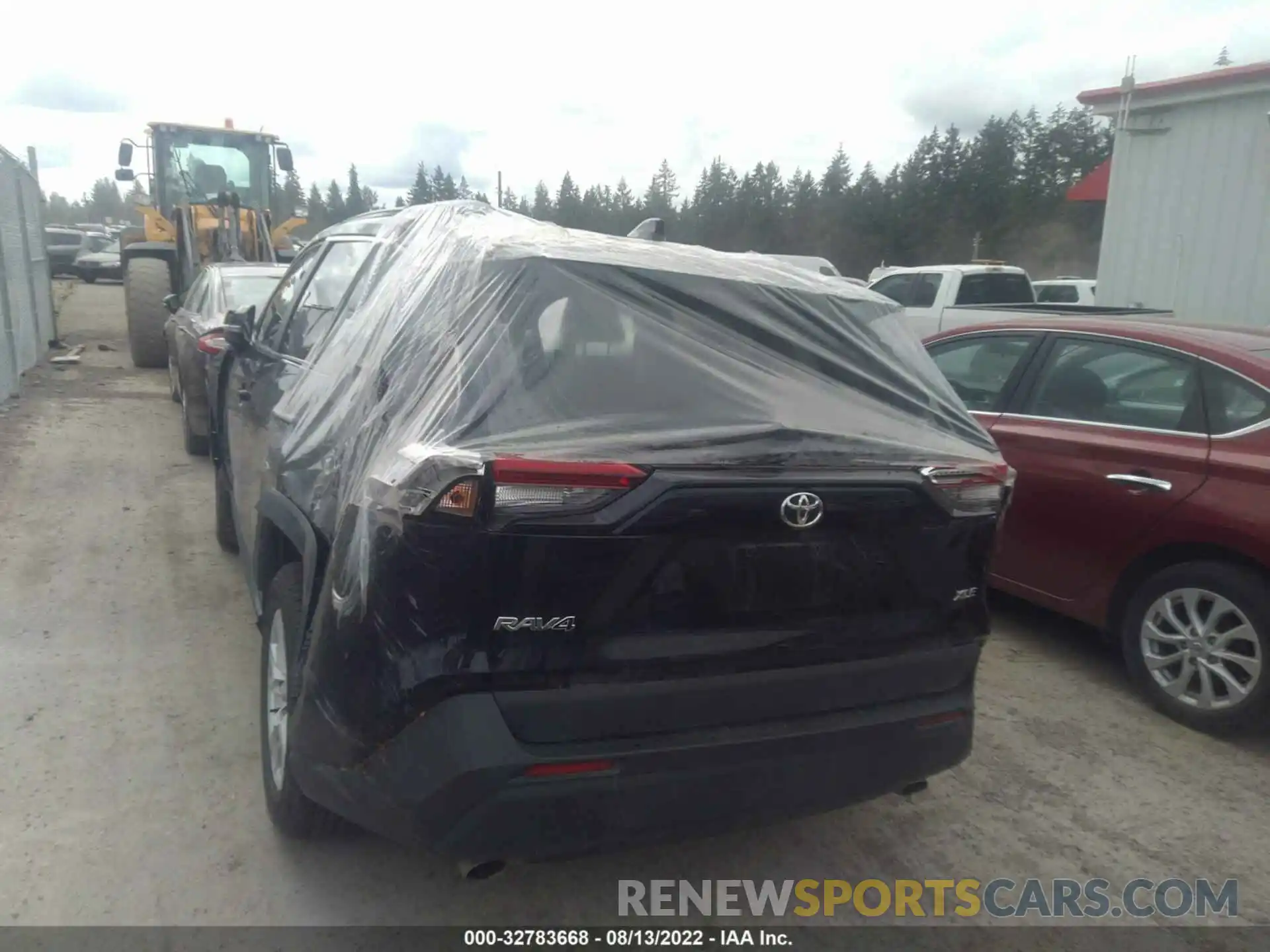 6 Photograph of a damaged car 2T3W1RFV1MC126997 TOYOTA RAV4 2021