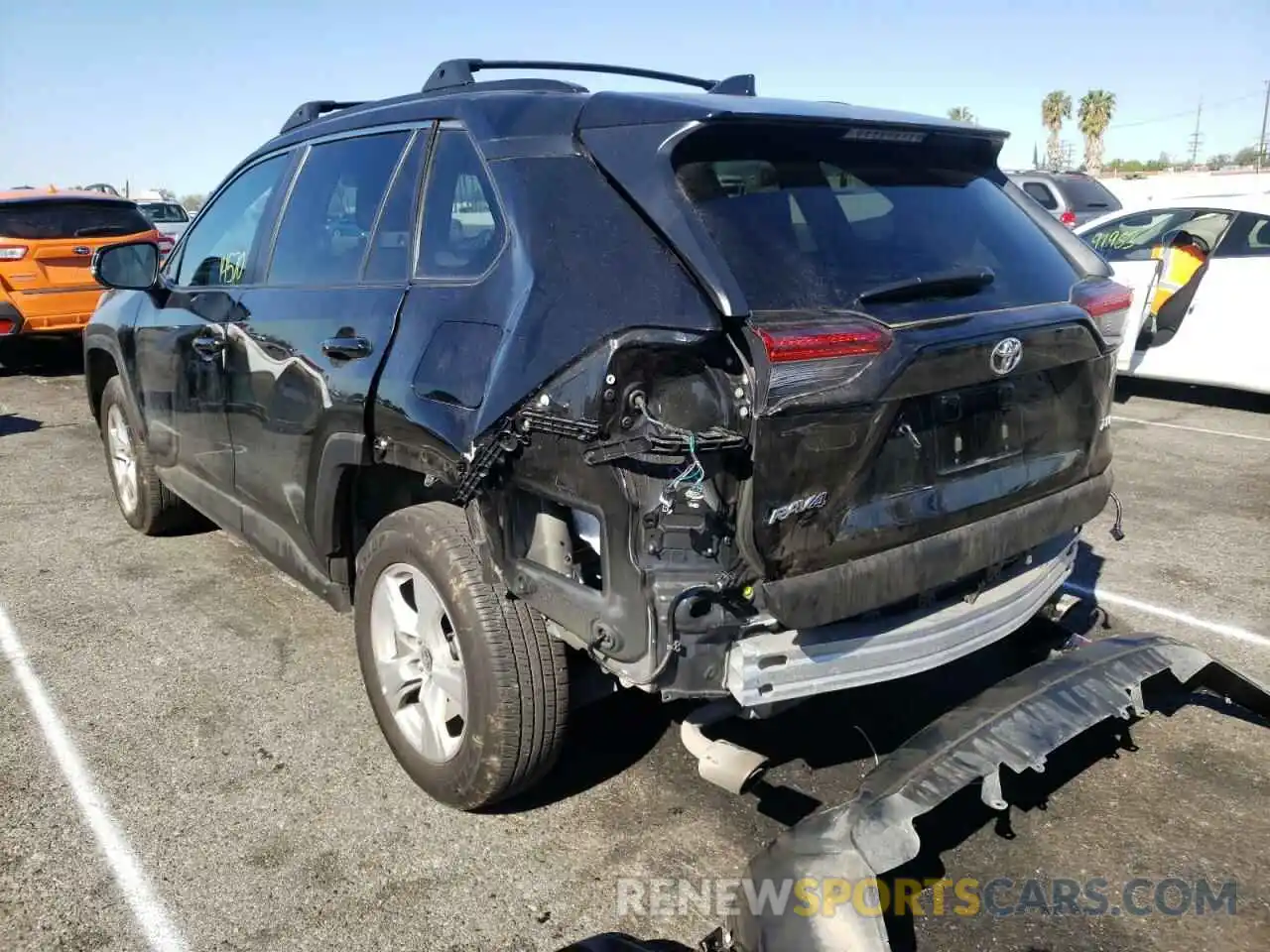 3 Photograph of a damaged car 2T3W1RFV1MC154041 TOYOTA RAV4 2021