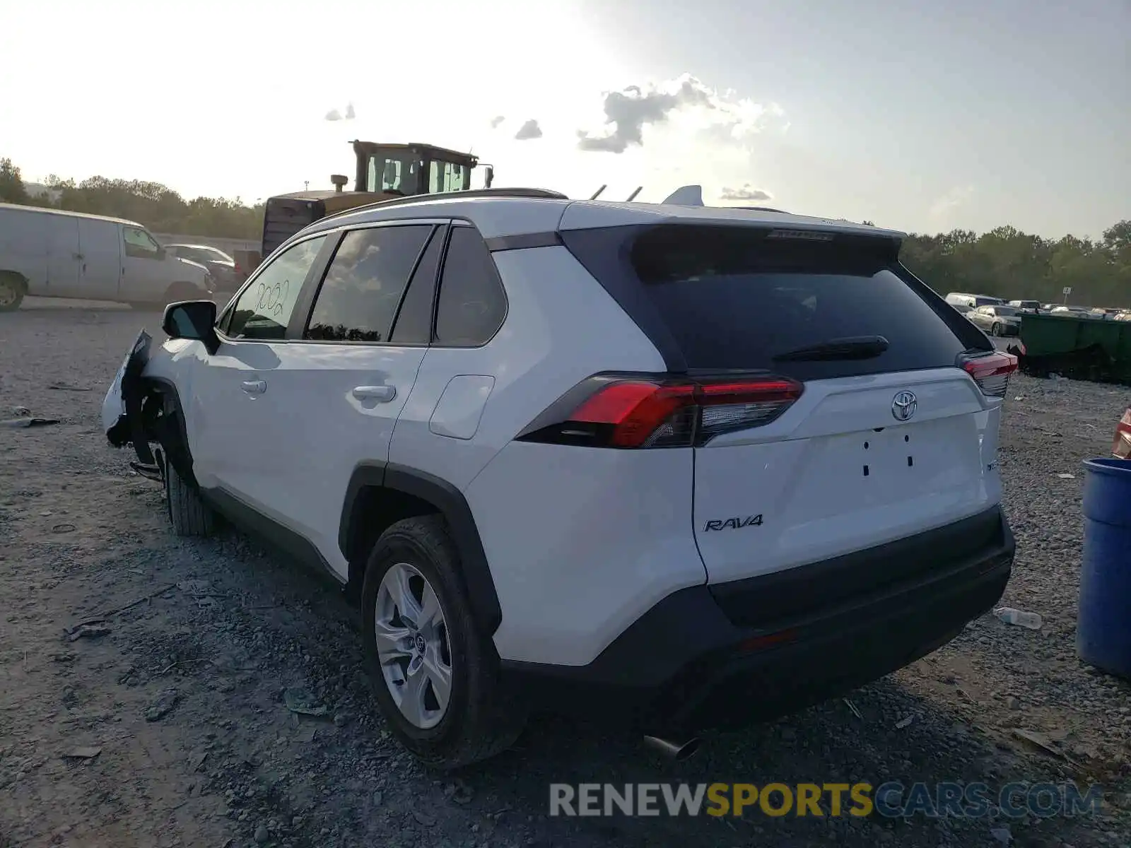 3 Photograph of a damaged car 2T3W1RFV1MW103895 TOYOTA RAV4 2021