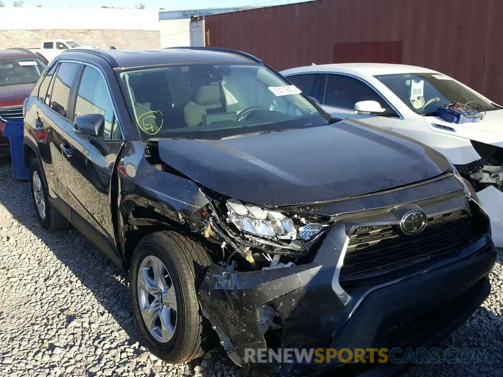 1 Photograph of a damaged car 2T3W1RFV1MW104920 TOYOTA RAV4 2021