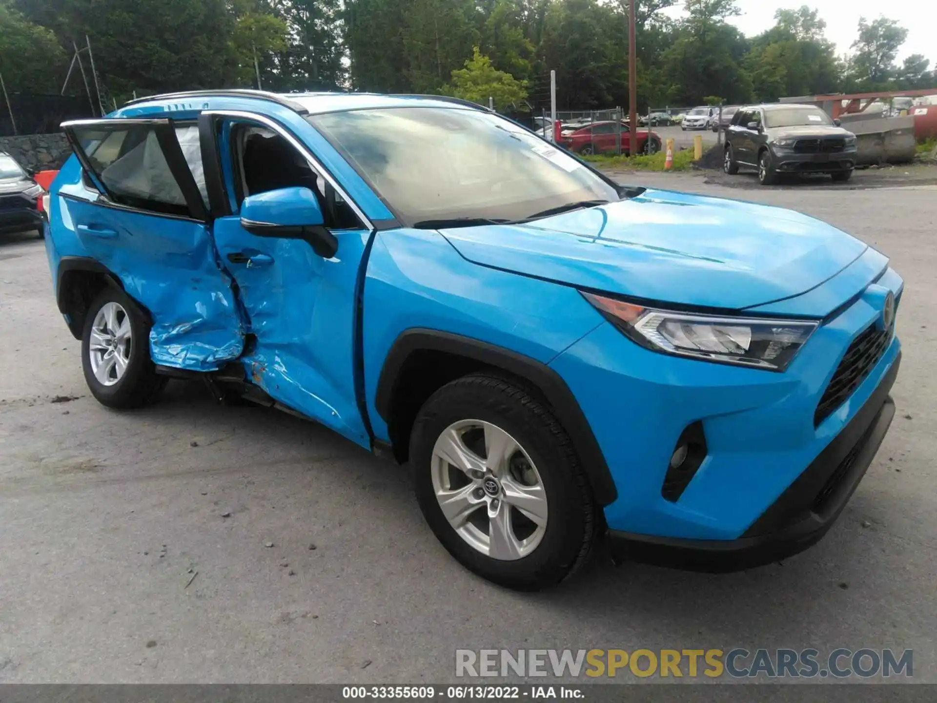 1 Photograph of a damaged car 2T3W1RFV1MW105453 TOYOTA RAV4 2021