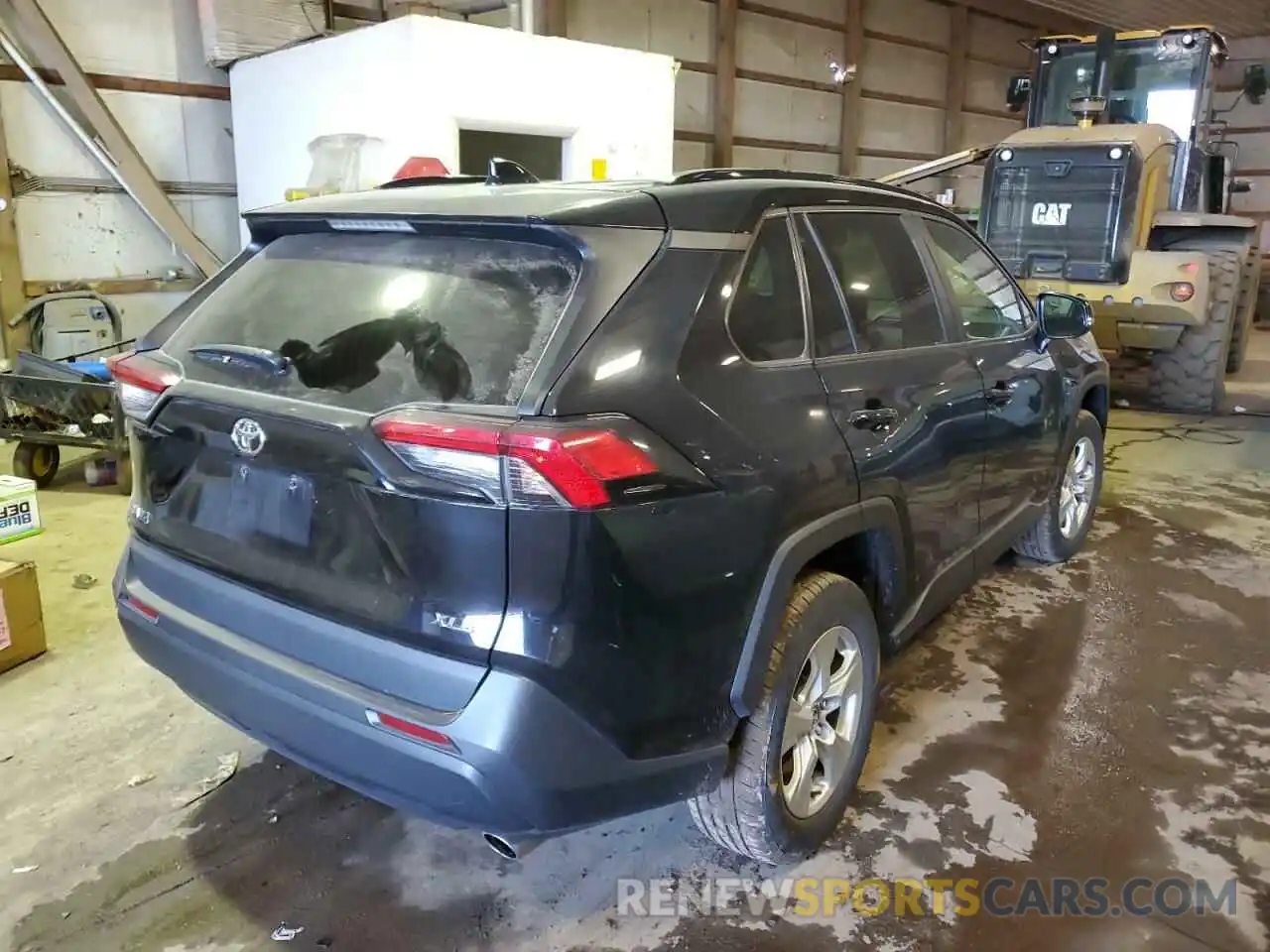 4 Photograph of a damaged car 2T3W1RFV1MW107638 TOYOTA RAV4 2021